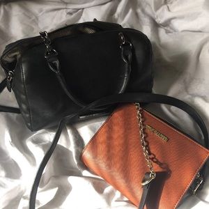2 purses
